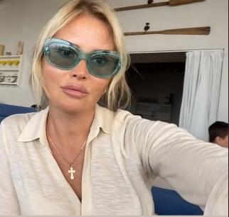 44-летняя Борисова выложила пляжные фото без ретуши - «Новости Музыки»