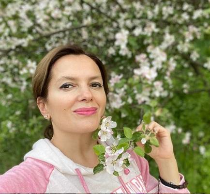46-летняя Порошина показала постройневшую фигуру - Звезды - «Новости Музыки»