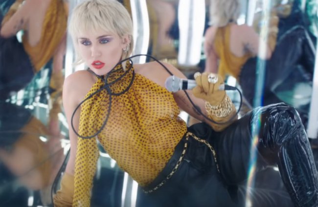 Miley Cyrus — Midnight Sky, новый клип - «Новости Музыки»