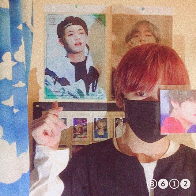 В Японии живет брат-близнец Ви из BTS - «Новости Музыки»