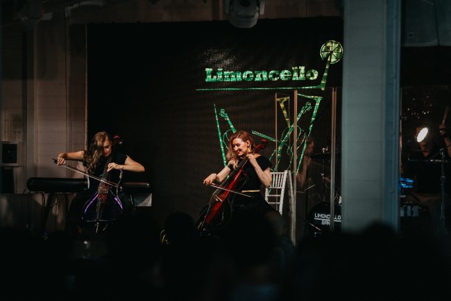 Шоу группы LimonCello «Эпоха стадионного рока на виолончелях» 2021 - «Шоу»
