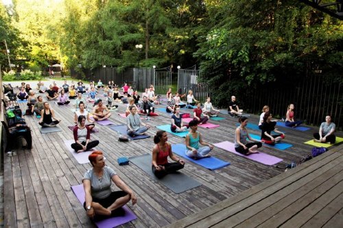 Йога в парках Москвы 2022 - «Активный отдых»