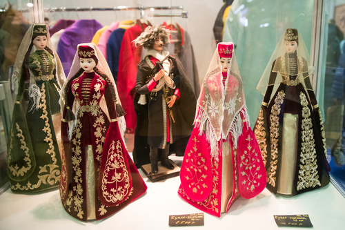 Выставка-ярмарка народных художественных промыслов России «ЛАДЬЯ. Зимняя сказка-2023» - «Выставки»