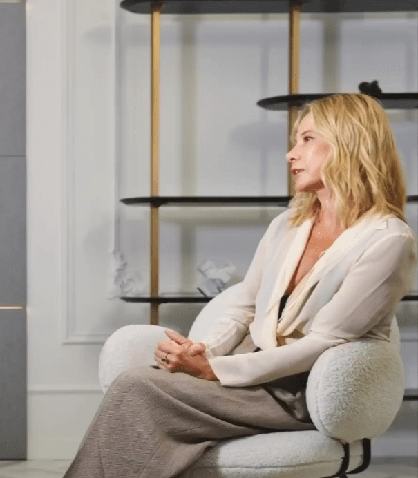 Юлия Высоцкая прокомментировала состояние своей старшей дочери: «Нет ни мира, ни радости…» - «Новости Музыки»