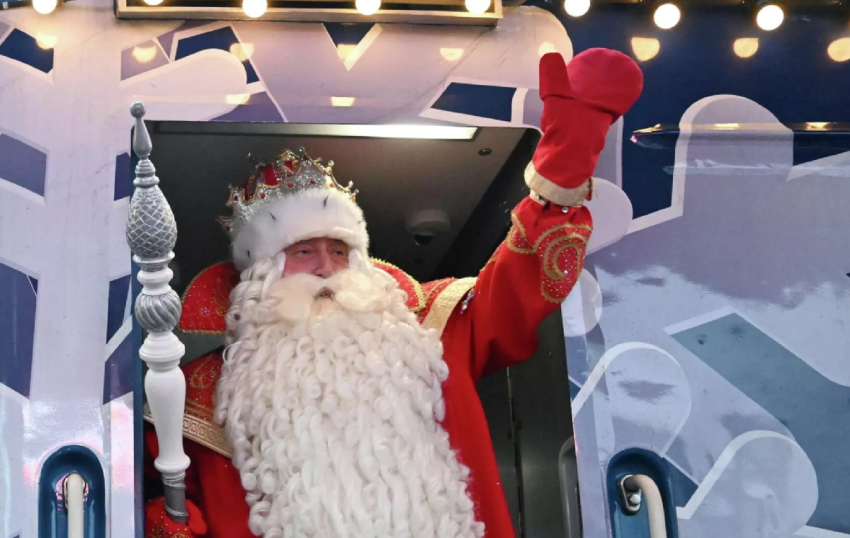 Новогодняя резиденция Деда Мороза 2025 - «Праздники»